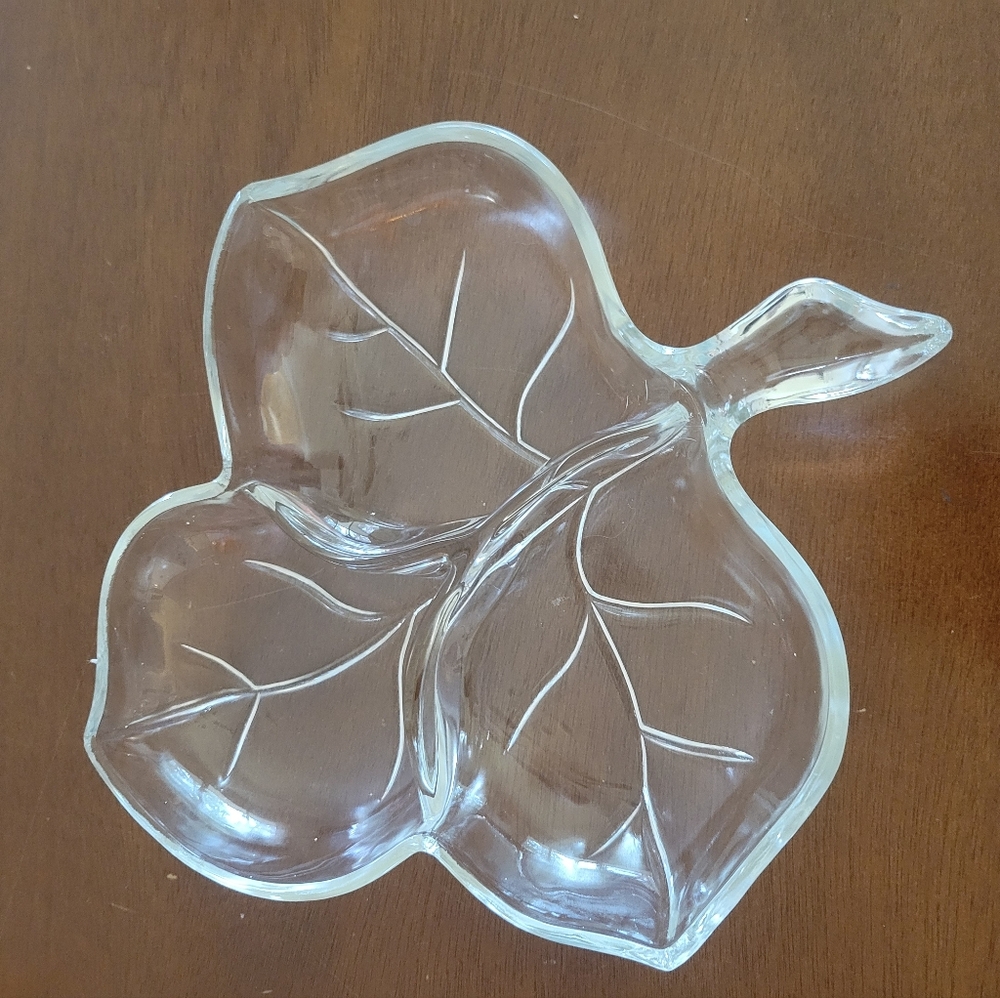 Glass Leaf Dish
